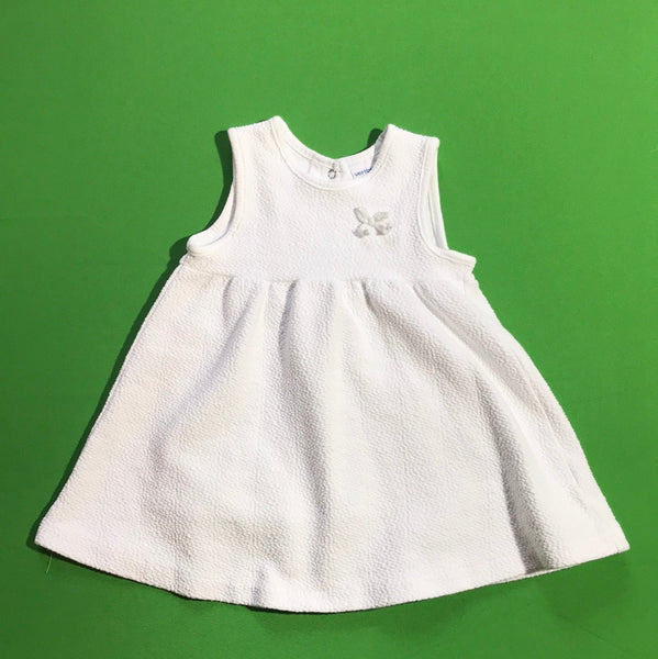 Kleidchen mit Schleife