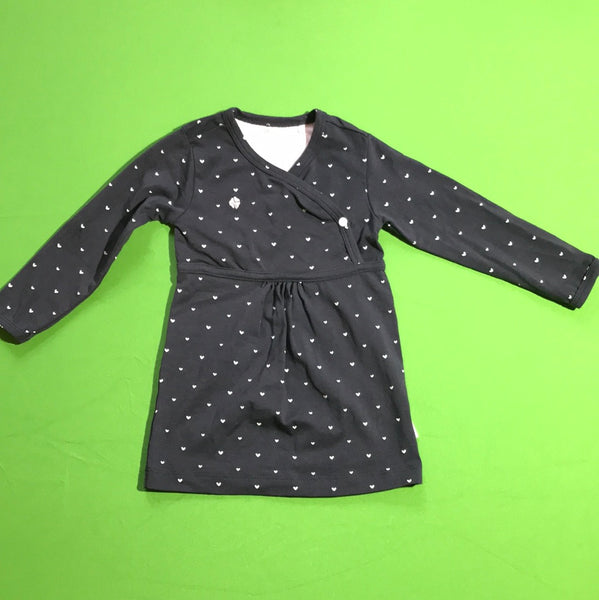 Kleidchen mit Herzchen