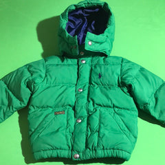 Daunenjacke mit abnehmbarer Kapuze