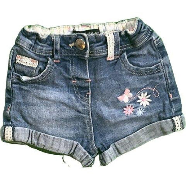 Kurze Jeanshose mit Blümchen und Schmetterling - Emily's Wunderlädchen Baby- und Kindersecondhand